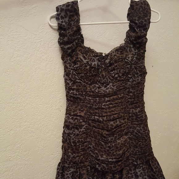 Dresses & Skirts - Dress